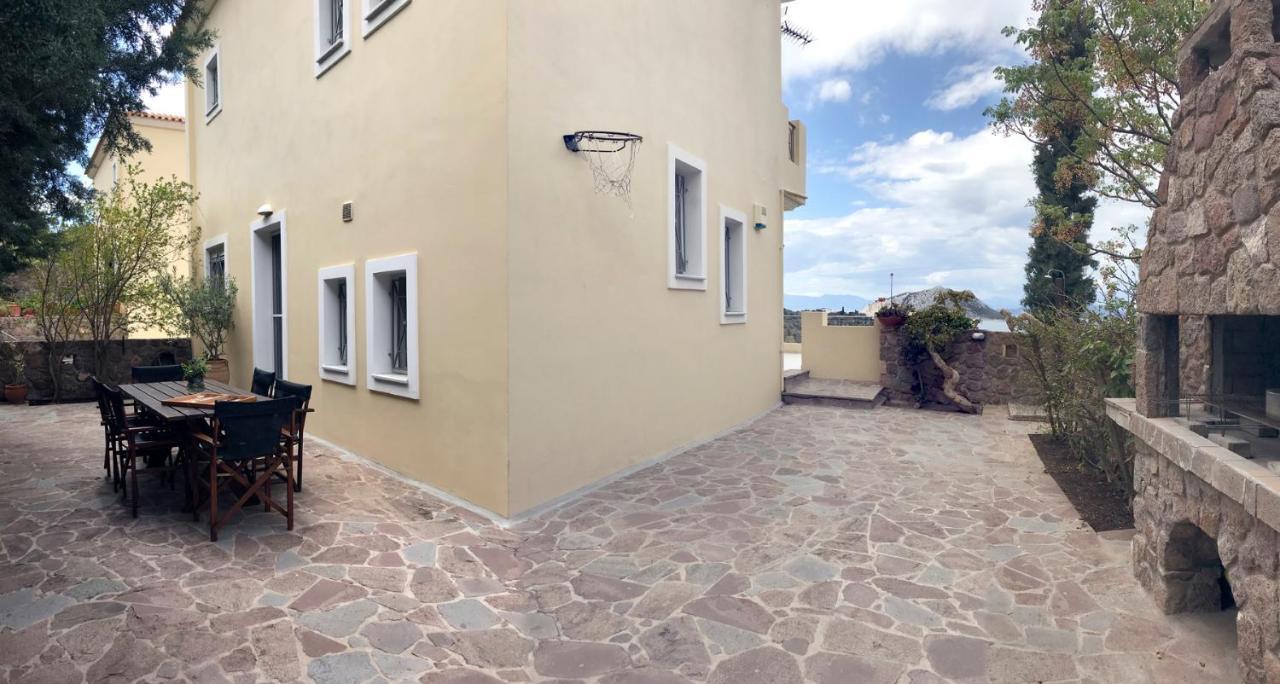 Serenity Villa Aegina Fantastic View Near The Beach Luaran gambar
