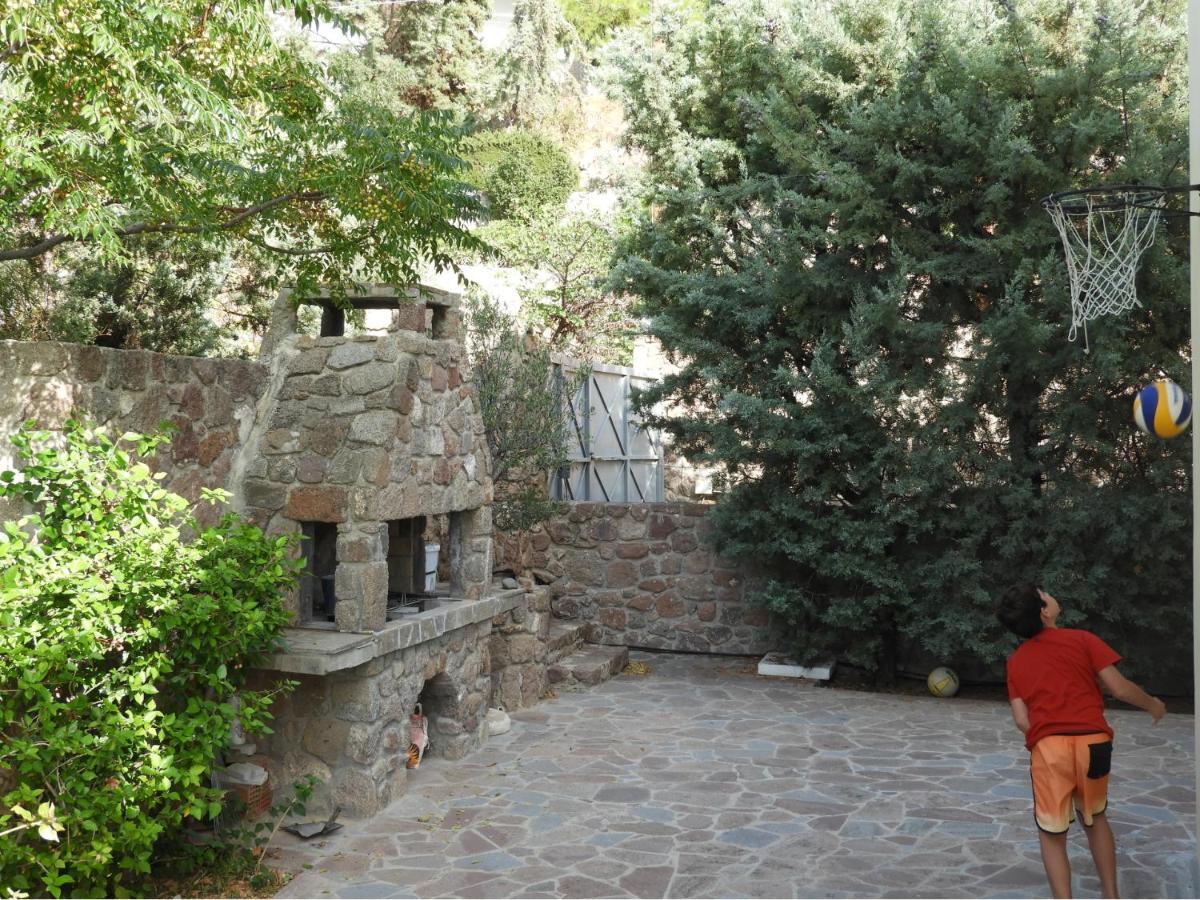 Serenity Villa Aegina Fantastic View Near The Beach Luaran gambar